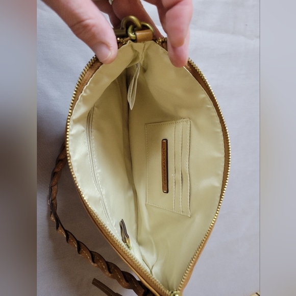 Lucky Brand Leather Shoulder bag/Wristlet/Clutch - Picture 4 of 8